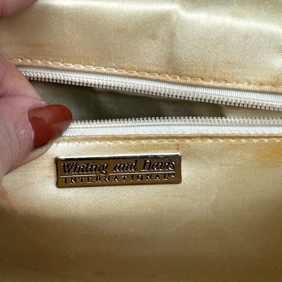 Vintage Whiting & Davis Ivory Metal Mesh Crossbody Bag - Picture 4 of 12